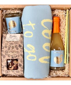 Summer evening gift box with cooler bag